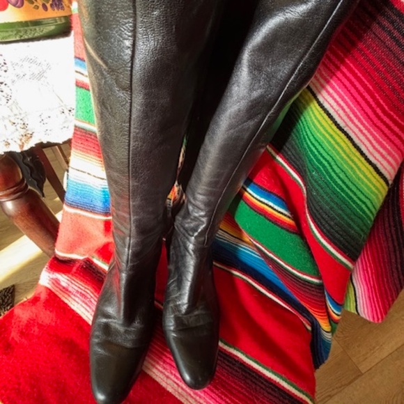 Bandolino knee Boots- 9M- Black leather - Picture 5 of 5